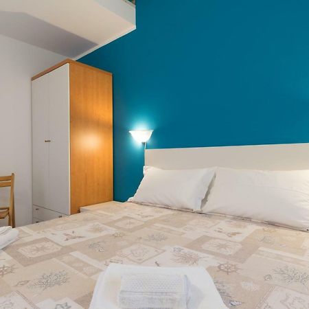 Villa Residenza Solemar Bosa Marina Esterno foto