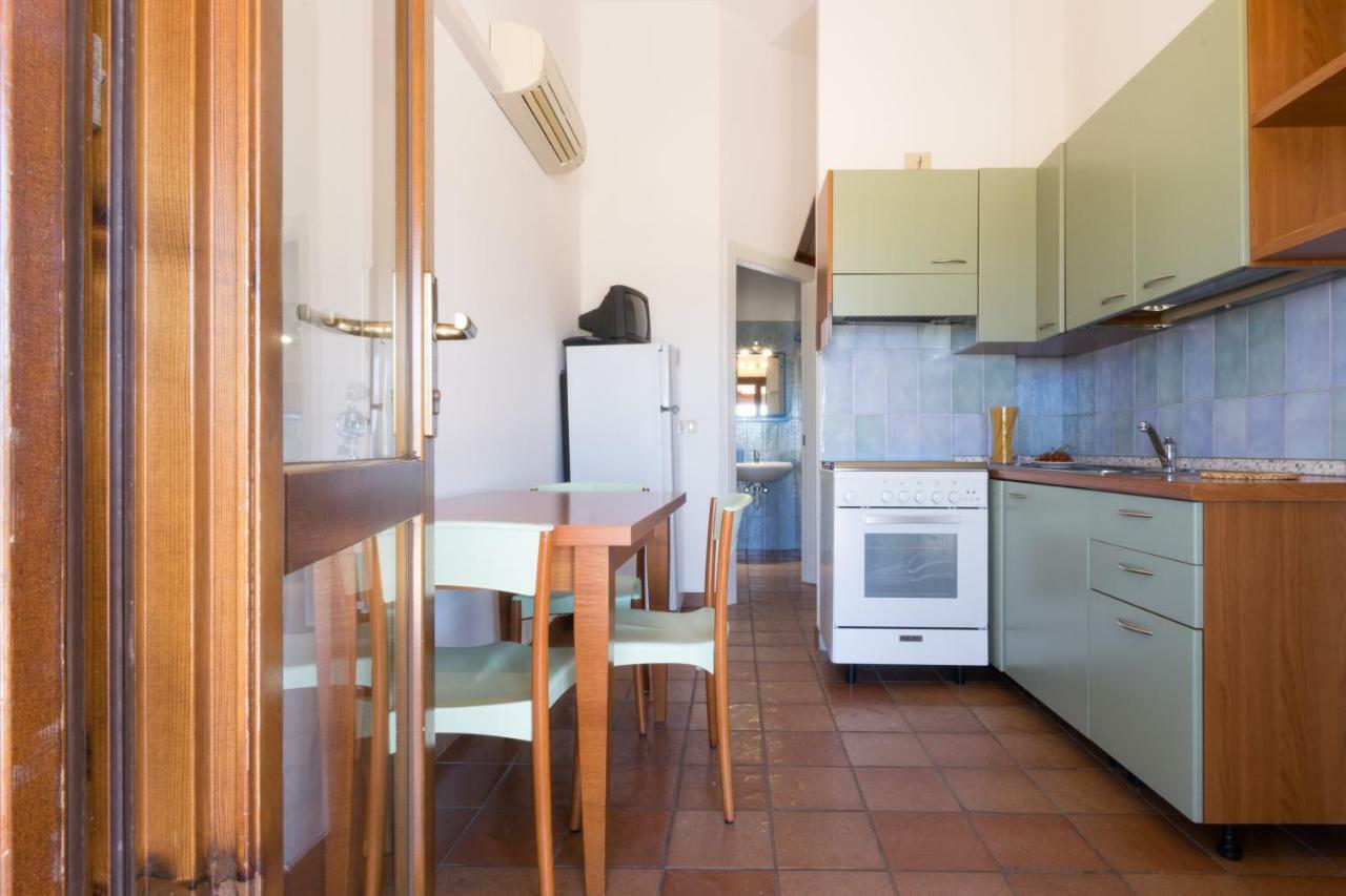 Villa Residenza Solemar Bosa Marina Esterno foto