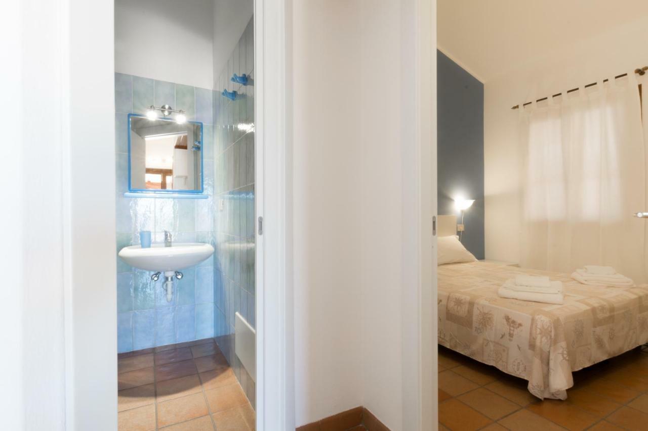 Villa Residenza Solemar Bosa Marina Esterno foto